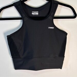 Stronger Women’s Size Small Etna II Black Sports Bra Light Support Yoga Workout